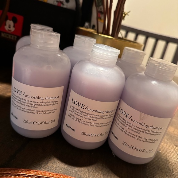 Davine love shampoo - Picture 1 of 2